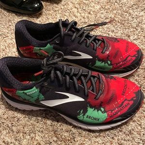 Brooks Running Adrenaline NYC New York City Marathon 2017